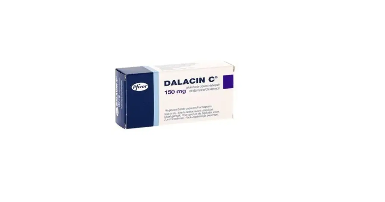 Opakowanie leku Dalacin C 150 mg od Pfizer, zawierające 16 kapsułek.